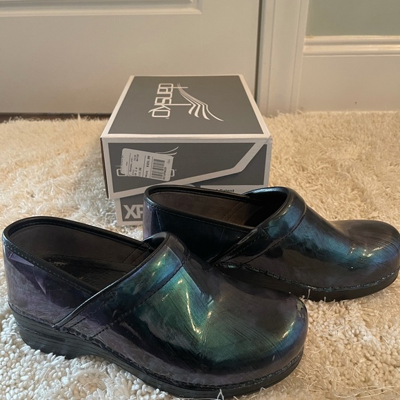 Dansko XP - Picture 3 of 3